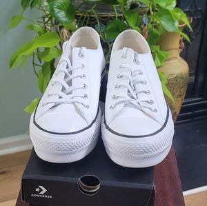 CONVERSE 561680C WOMEN'S CHUCK TAYLOR ALL STAR LIFT SNEAKER